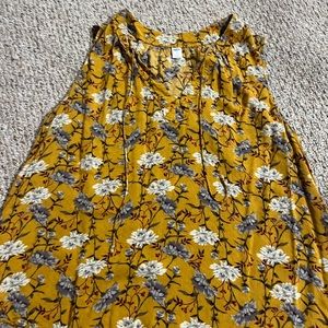 💥5 for $20💥 yellow floral old navy tank